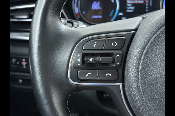 Kia e-Niro Edition 64kWh SOH 95,7% Stuur+Stoelverwarming Adap.Cruise Camera Apple Carplay Android Auto Navi Ecc Keyless-go DAB Lane Assist Isofix Regensensor Bluetooth 1e Eigenaar Origineel Nederlandse Auto