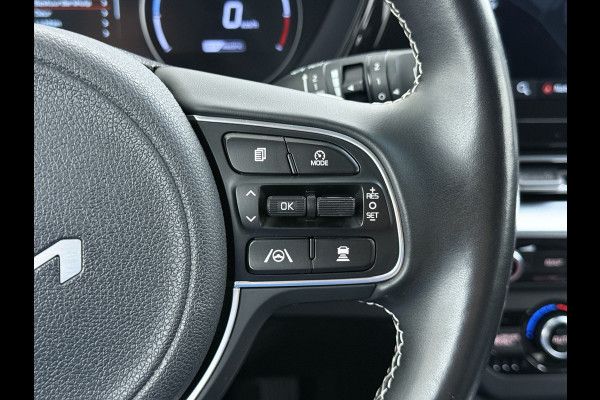 Kia e-Niro Edition 64kWh SOH 95,7% Stuur+Stoelverwarming Adap.Cruise Camera Apple Carplay Android Auto Navi Ecc Keyless-go DAB Lane Assist Isofix Regensensor Bluetooth 1e Eigenaar Origineel Nederlandse Auto