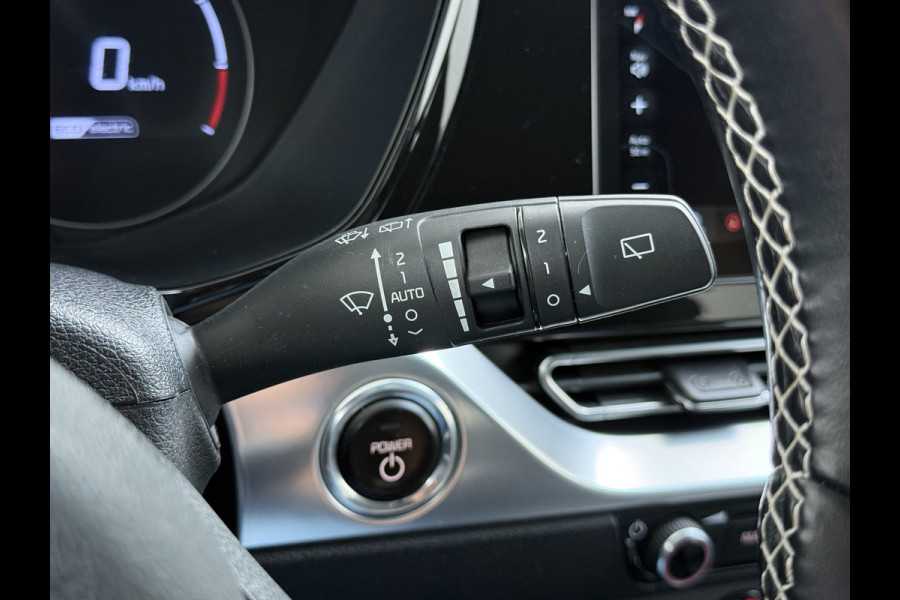 Kia e-Niro Edition 64kWh SOH 95,7% Stuur+Stoelverwarming Adap.Cruise Camera Apple Carplay Android Auto Navi Ecc Keyless-go DAB Lane Assist Isofix Regensensor Bluetooth 1e Eigenaar Origineel Nederlandse Auto