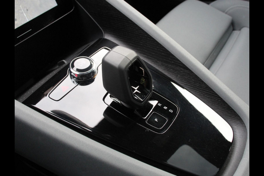 Polestar 2 Long Range Dual Motor 408pk Launch Edition 78kWh Navigatie Verwarmde stoelen Led Cruise Control Lichtmetalen velgen Climate control Camera
