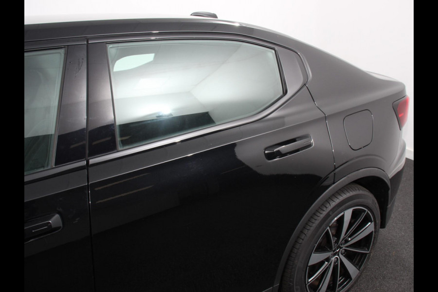Polestar 2 Long Range Dual Motor 408pk Launch Edition 78kWh Navigatie Verwarmde stoelen Led Cruise Control Lichtmetalen velgen Climate control Camera