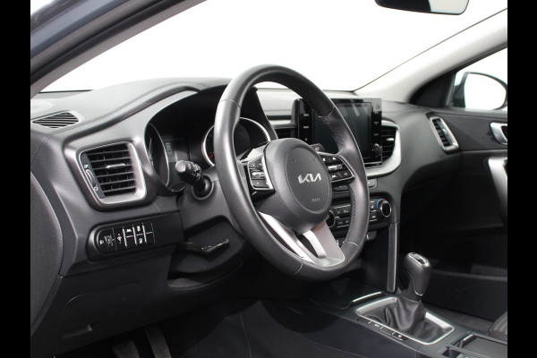 Kia Xceed 1.0 T-GDi 120pk ComfortLine Camera Navigatie Apple Carplay/Android Auto Climate Control Cruise control Lichtmetalen velgen