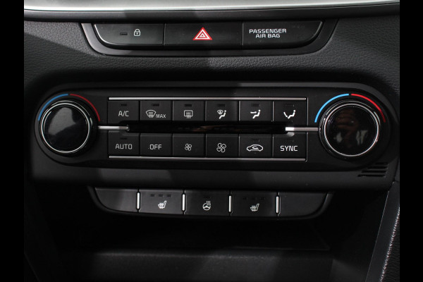 Kia Xceed 1.0 T-GDi 120pk ComfortLine Camera Navigatie Apple Carplay/Android Auto Climate Control Cruise control Lichtmetalen velgen