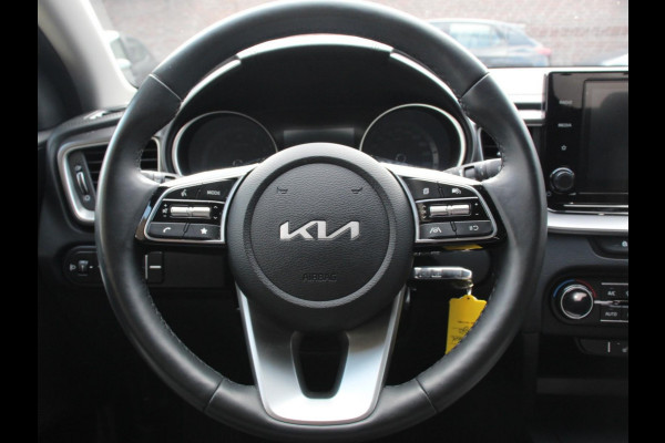 Kia Xceed 1.0 T-GDi 120pk ComfortLine Camera Navigatie Apple Carplay/Android Auto Climate Control Cruise control Lichtmetalen velgen