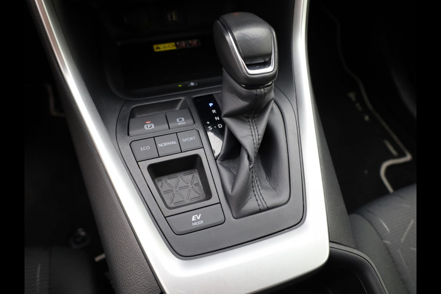 Toyota RAV4 2.5 Hybrid | Trekhaak | Bearlock | Navi | Apple Carplay / Android | Elek. Klep | Prijs Rijklaar !!