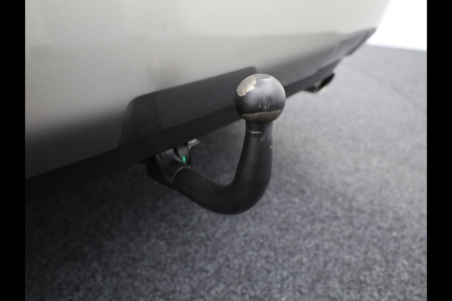 Toyota RAV4 2.5 Hybrid | Trekhaak | Bearlock | Navi | Apple Carplay / Android | Elek. Klep | Prijs Rijklaar !!