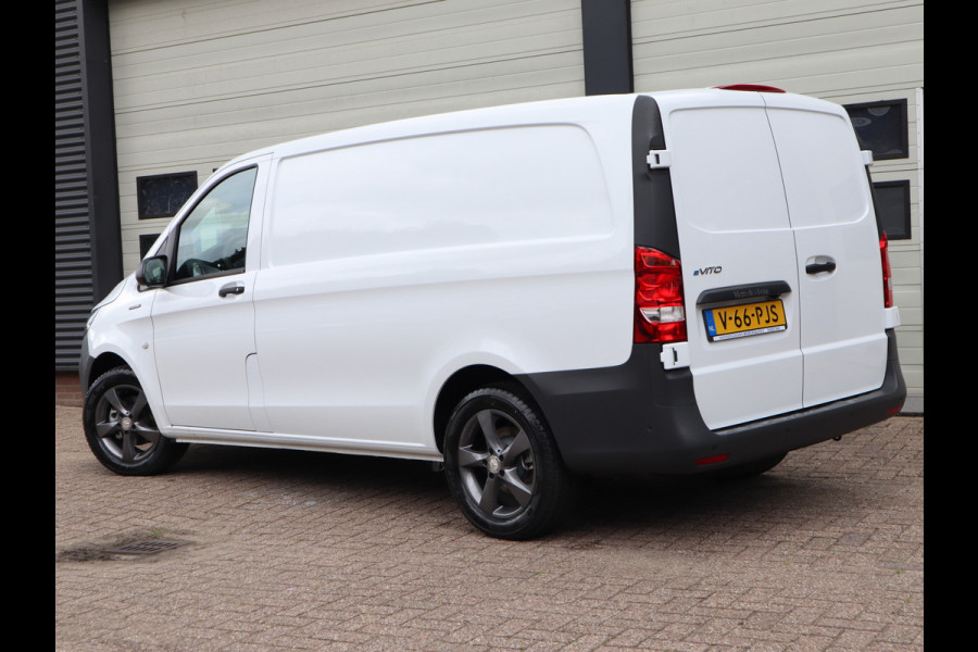 Mercedes-Benz eVito 112 66 kWh SoH 97,6 % AC + DC Snelladen L2 Lang - LM - Camera - 3 Zits - Betimmerd