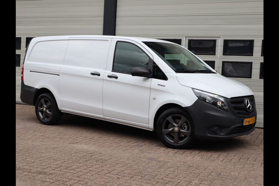 Mercedes-Benz eVito 112 66 kWh SoH 97,6 % AC + DC Snelladen L2 Lang - LM - Camera - 3 Zits - Betimmerd