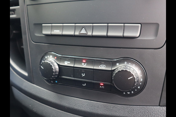 Mercedes-Benz eVito 112 66 kWh SoH 97,6 % AC + DC Snelladen L2 Lang - LM - Camera - 3 Zits - Betimmerd