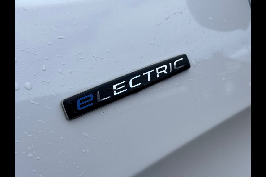 Mercedes-Benz eVito 112 66 kWh SoH 97,6 % AC + DC Snelladen L2 Lang - LM - Camera - 3 Zits - Betimmerd