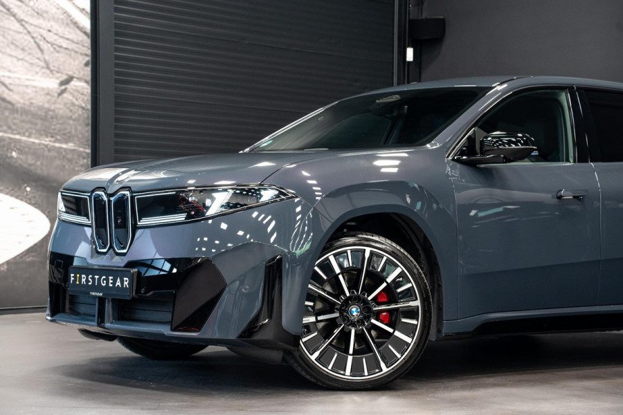 BMW iX3 50 xDrive 113 kWh *Harman-Kardon / HUD / Memory / BMW Panoramic vision / Surround-view*