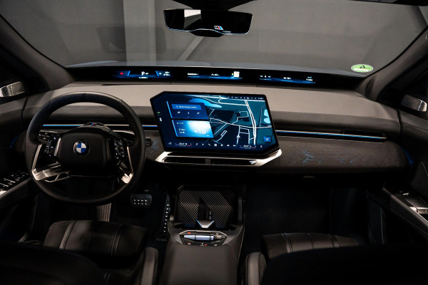BMW iX3 50 xDrive 113 kWh *Harman-Kardon / HUD / Memory / BMW Panoramic vision / Surround-view*