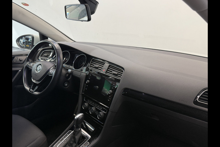 Volkswagen Golf Variant 1.5 TSI Highline Panoramadak Navigatie Adaptive-Cruise