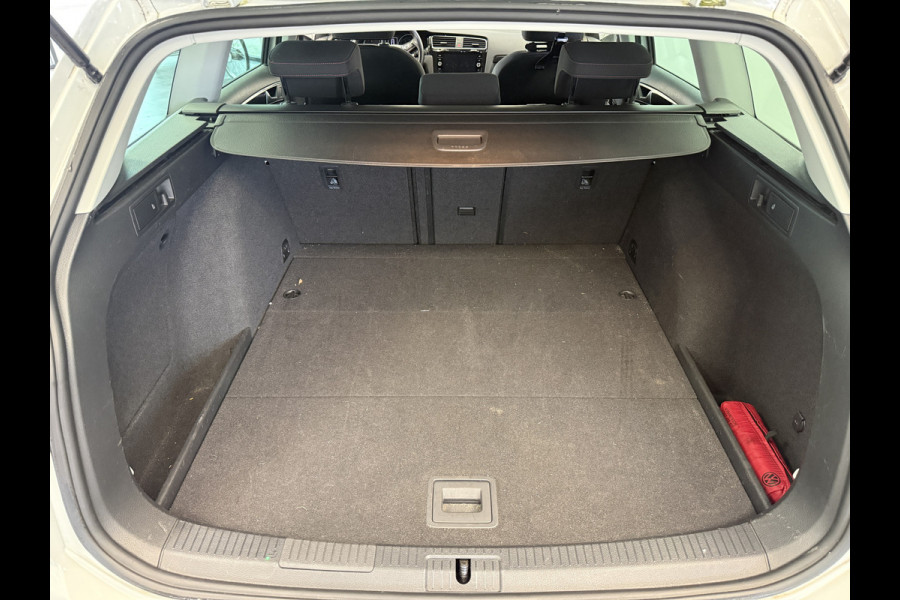 Volkswagen Golf Variant 1.5 TSI Highline Panoramadak Navigatie Adaptive-Cruise