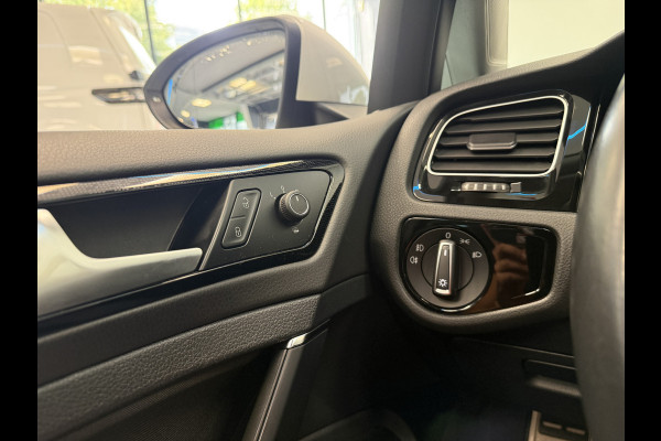 Volkswagen Golf Variant 1.5 TSI Highline Panoramadak Navigatie Adaptive-Cruise