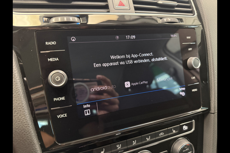 Volkswagen Golf Variant 1.5 TSI Highline Panoramadak Navigatie Adaptive-Cruise