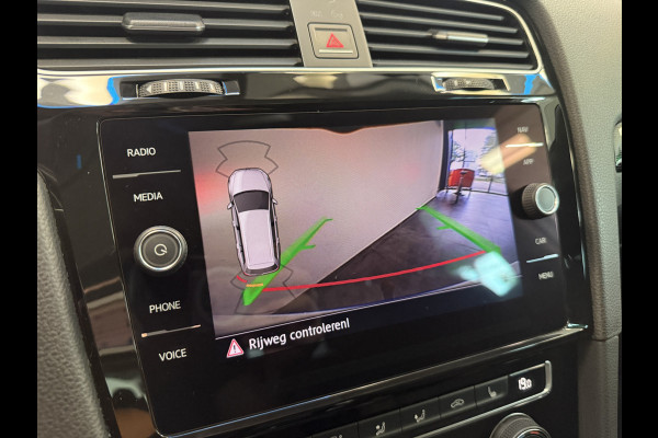 Volkswagen Golf Variant 1.5 TSI Highline Panoramadak Navigatie Adaptive-Cruise