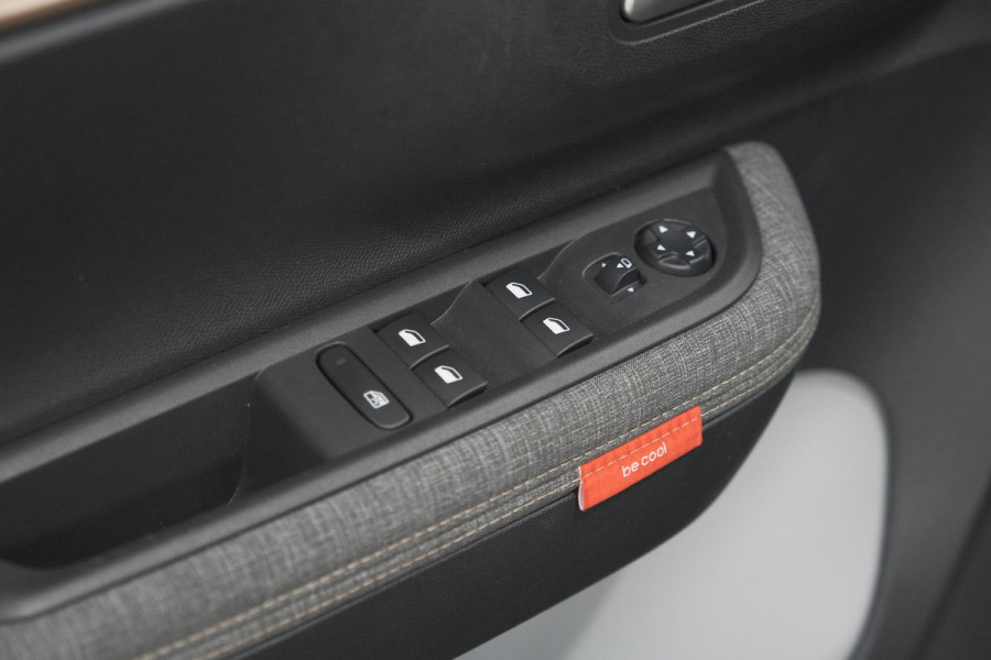 Citroën C3 Aircross 1.2 Turbo 100pk Plus | Camera | Parkeersensoren | Apple Carplay