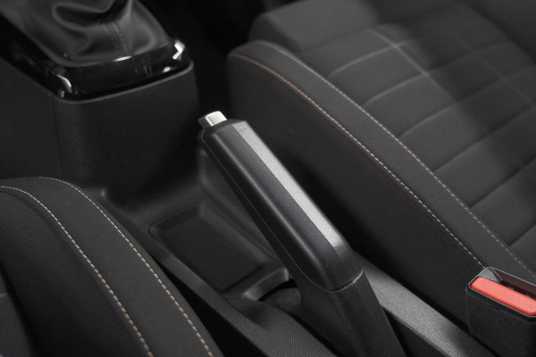 Citroën C3 Aircross 1.2 Turbo 100pk Plus | Camera | Parkeersensoren | Apple Carplay
