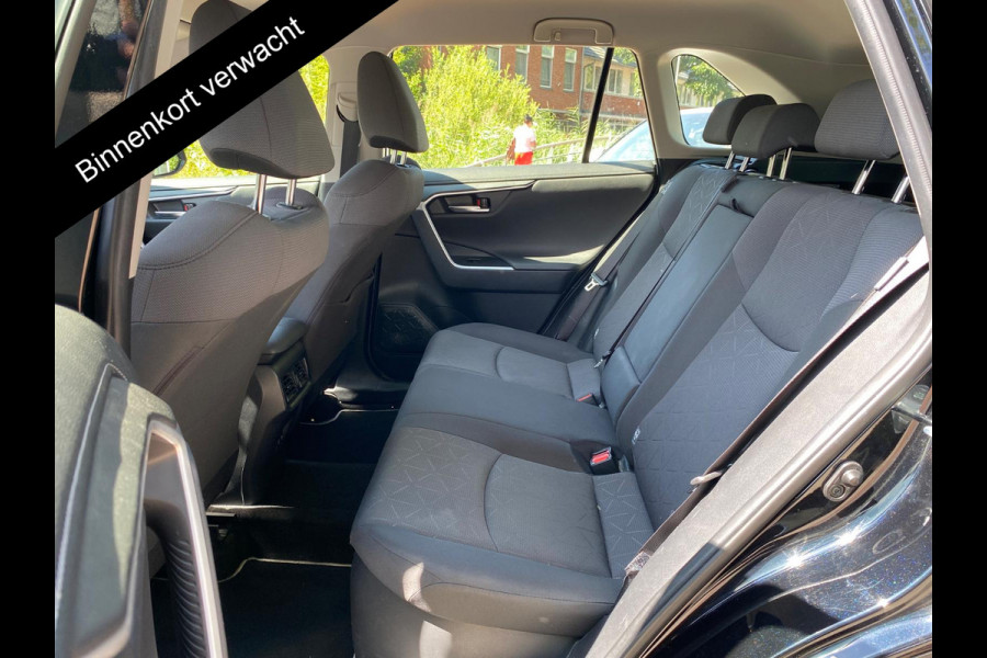 Toyota RAV4 2.5 Hybrid Business Edition | Trekhaak | Apple Carplay & AndroidAUTO | Camera | Lichtmetalen velgen |