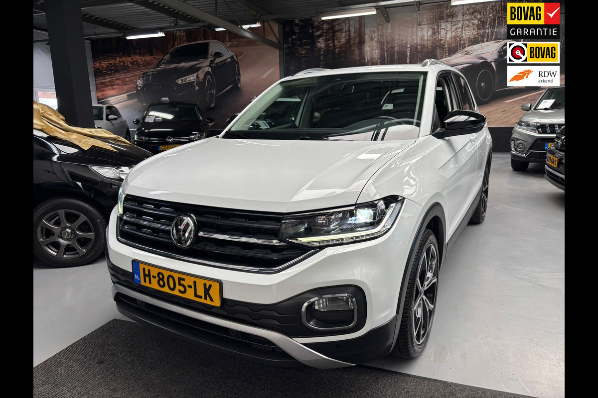 Volkswagen T-Cross 1.0 TSI Style / Navigatie / Stoelverwarming