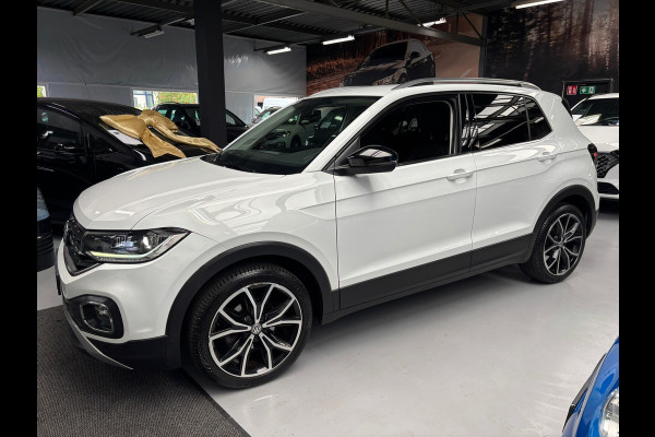 Volkswagen T-Cross 1.0 TSI Style / Navigatie / Stoelverwarming