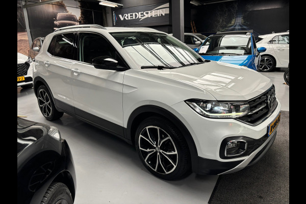 Volkswagen T-Cross 1.0 TSI Style / Navigatie / Stoelverwarming