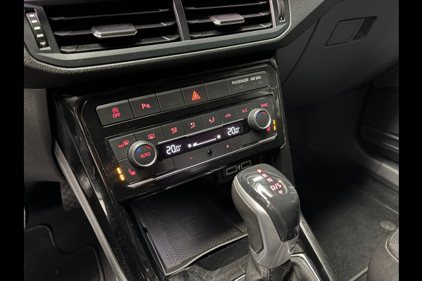Volkswagen T-Cross 1.0 TSI Style / Navigatie / Stoelverwarming