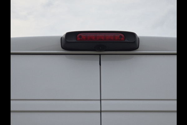 Fiat Ducato 2.2 MultiJet L2H2 3.5T - 140 Pk - Euro 6 - Groot Scherm - Navi - ParkeerCamera