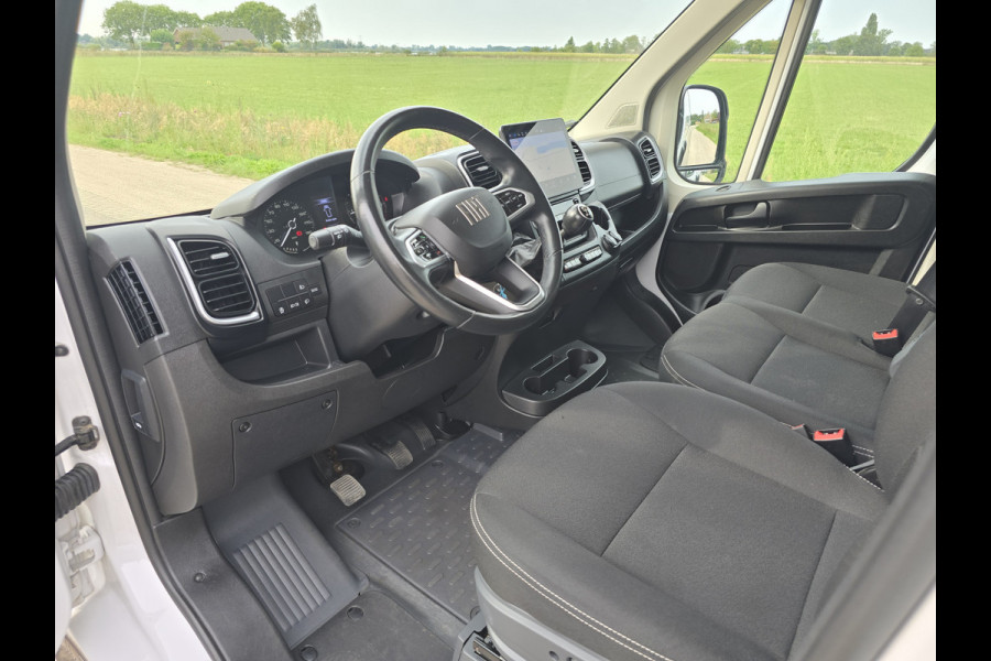 Fiat Ducato 2.2 MultiJet L2H2 3.5T - 140 Pk - Euro 6 - Groot Scherm - Navi - ParkeerCamera