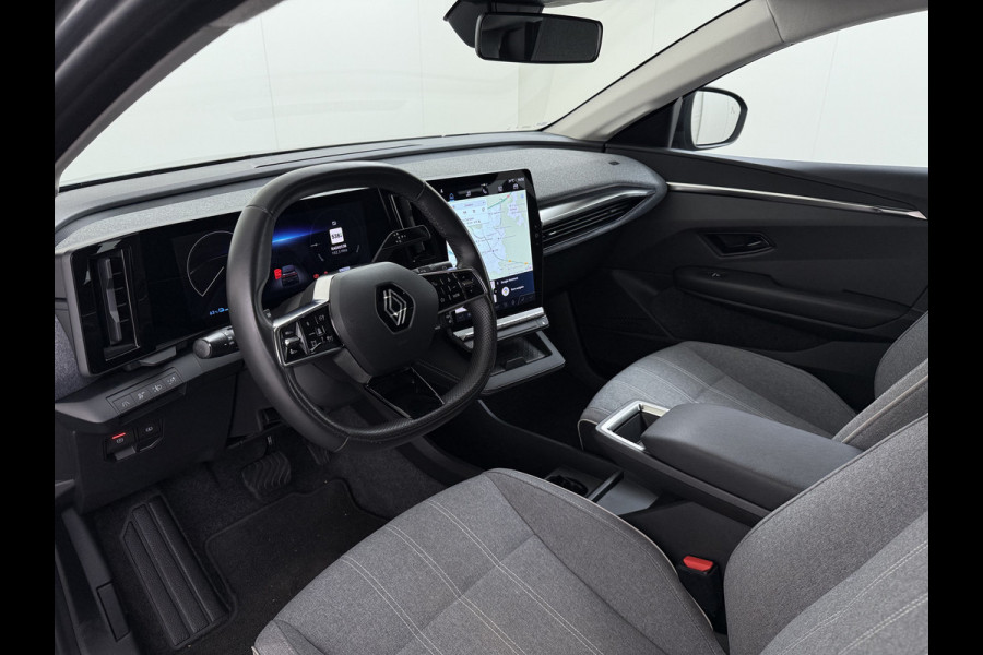 Renault Mégane E-Tech EV60 Warmtepomp Stoel+Stuurverwarming Adap.Cruise Google®-Maps Navi Camera Ecc Optimum Charge Business Ed. Evolution Keyless Apple Carplay/Android Auto Bluetooth LMV Led Pdc Isofix Lane Assist Regen-Lichtsensor Dealeronderhouden Origineel Nederlandse Auto