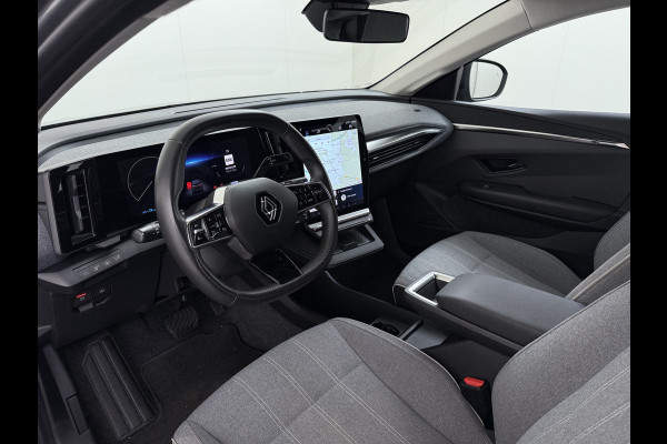 Renault Mégane E-Tech EV60 Warmtepomp Stoel+Stuurverwarming Adap.Cruise Google®-Maps Navi Camera Ecc Optimum Charge Business Ed. Evolution Keyless Apple Carplay/Android Auto Bluetooth LMV Led Pdc Isofix Lane Assist Regen-Lichtsensor Dealeronderhouden Origineel Nederlandse Auto
