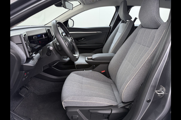 Renault Mégane E-Tech EV60 Warmtepomp Stoel+Stuurverwarming Adap.Cruise Google®-Maps Navi Camera Ecc Optimum Charge Business Ed. Evolution Keyless Apple Carplay/Android Auto Bluetooth LMV Led Pdc Isofix Lane Assist Regen-Lichtsensor Dealeronderhouden Origineel Nederlandse Auto