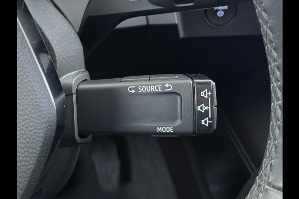 Renault Mégane E-Tech EV60 Warmtepomp Stoel+Stuurverwarming Adap.Cruise Google®-Maps Navi Camera Ecc Optimum Charge Business Ed. Evolution Keyless Apple Carplay/Android Auto Bluetooth LMV Led Pdc Isofix Lane Assist Regen-Lichtsensor Dealeronderhouden Origineel Nederlandse Auto