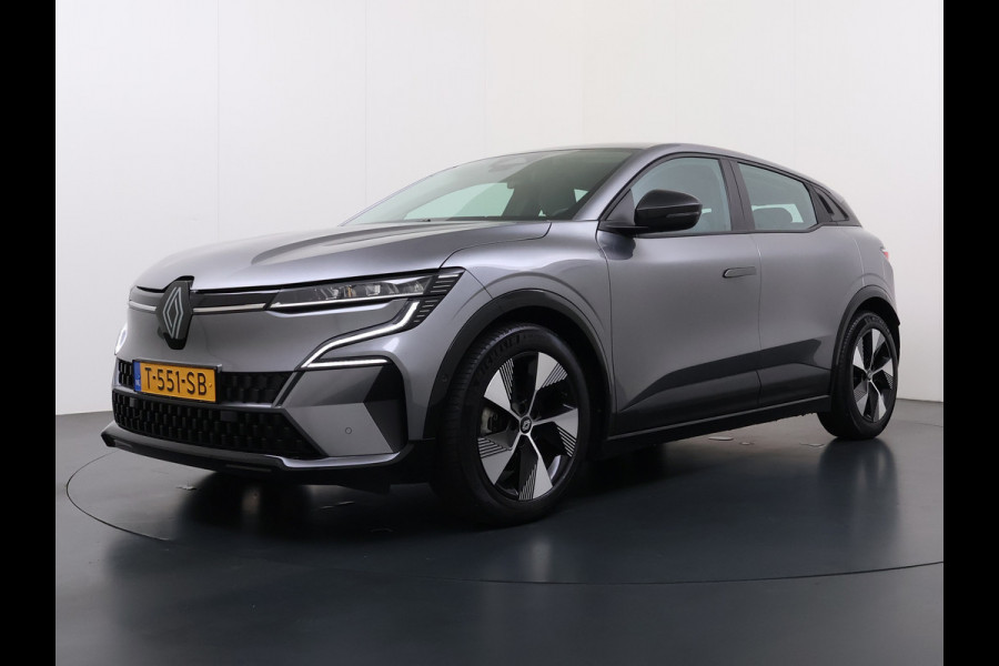 Renault Mégane E-Tech EV60 Warmtepomp Stoel+Stuurverwarming Adap.Cruise Google®-Maps Navi Camera Ecc Optimum Charge Business Ed. Evolution Keyless Apple Carplay/Android Auto Bluetooth LMV Led Pdc Isofix Lane Assist Regen-Lichtsensor Dealeronderhouden Origineel Nederlandse Auto