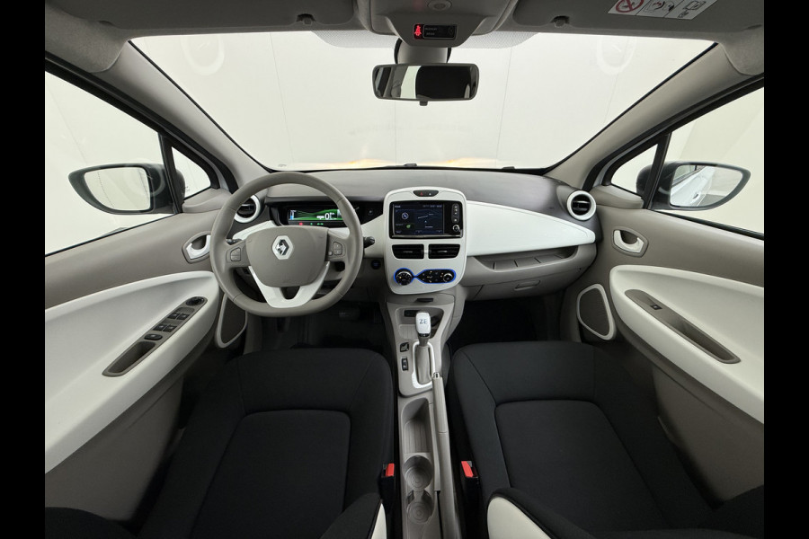 Renault ZOE R90 Life 41kWh Eigen Accu SOH 91% Apple Carplay Android Auto Navi Ecc Keyless Cruise Control Pdc Regen-Lichtsensor Isofix Led Voicecontrol 1e Eigenaar Dealeronderhouden Origineel Nederlandse Auto