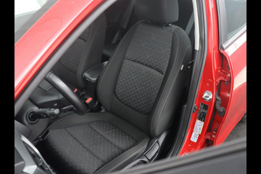Kia Rio 1.0 TGDI DynamicLine | Carplay | Camera | Full LED | Cruise control | Navigatie | Lichtmetaal 15 '' | Full LED | DAB |