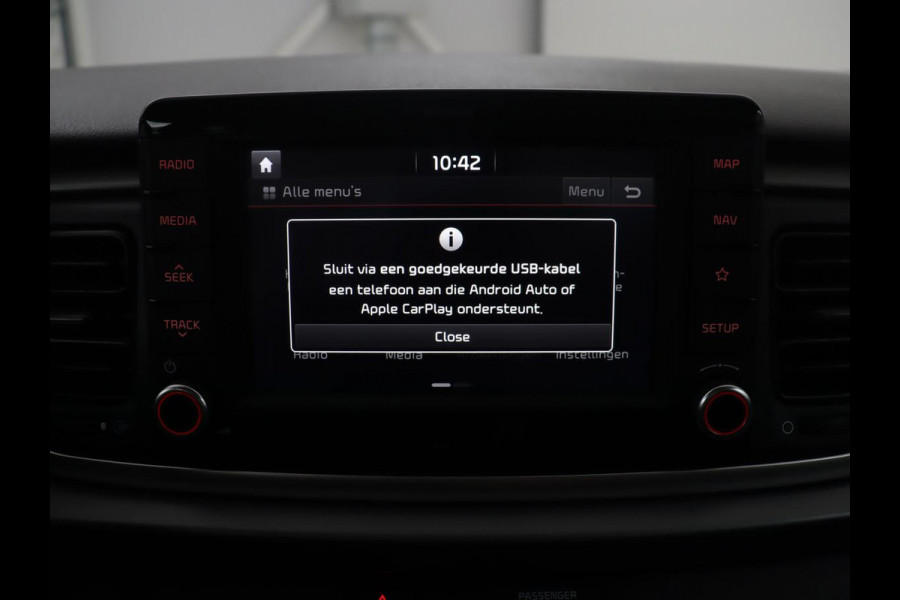 Kia Rio 1.0 TGDI DynamicLine | Carplay | Camera | Full LED | Cruise control | Navigatie | Lichtmetaal 15 '' | Full LED | DAB |