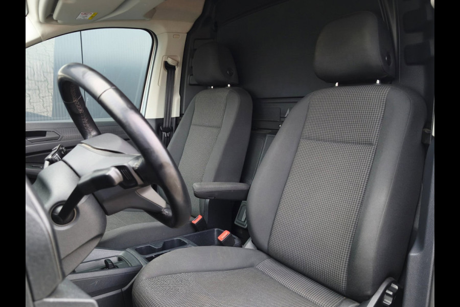 Volkswagen Caddy Cargo 2.0TDI DSG ADAPTIVE CRUISE CLIMATE PDC
