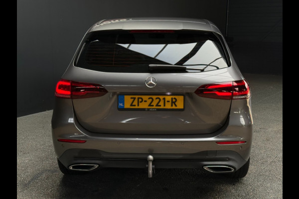 Mercedes-Benz B-Klasse B180 Launch premium Trekhaak 360 camera 32 dkm Nap easy pack