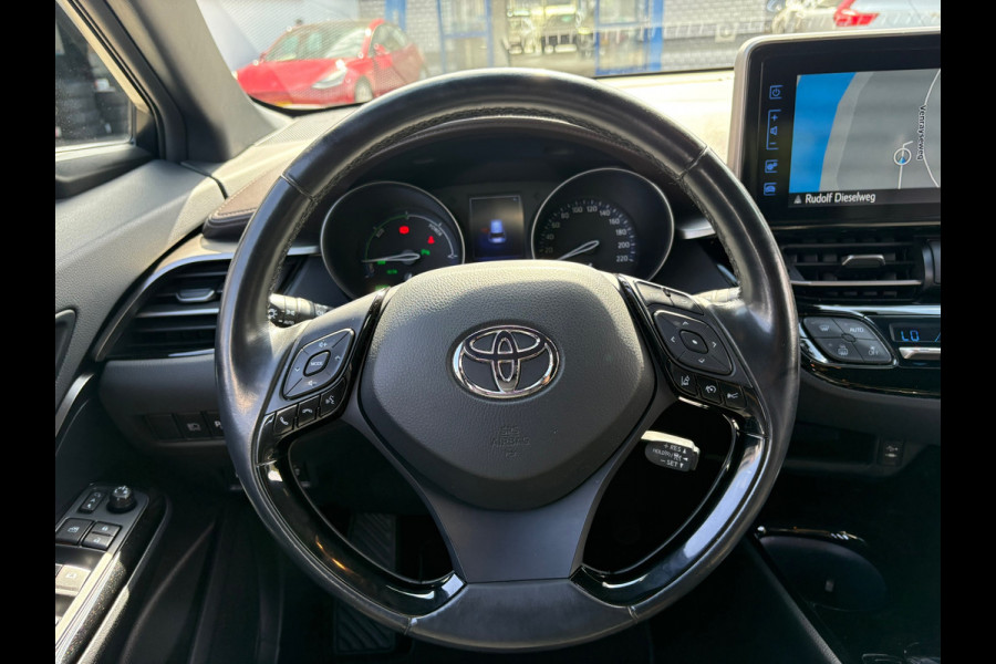 Toyota C-HR 1.8 Hybrid Executive (RIJKLAARPRIJS/BOVAG)