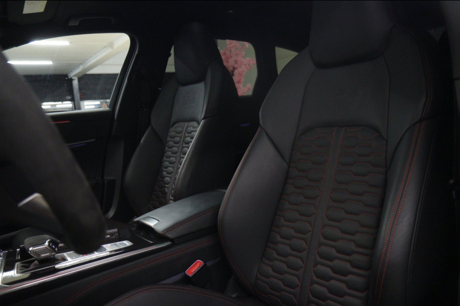 Audi RS6 Avant RS TFSI quattro Dynamic+ /CERAMIC/PANO/360/SOFTC/BOMVOL