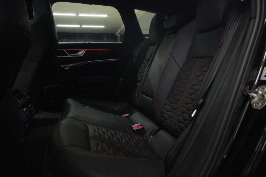 Audi RS6 Avant RS TFSI quattro Dynamic+ /CERAMIC/PANO/360/SOFTC/BOMVOL