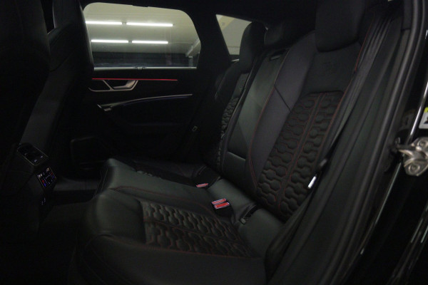 Audi RS6 Avant RS TFSI quattro Dynamic+ /CERAMIC/PANO/360/SOFTC/BOMVOL