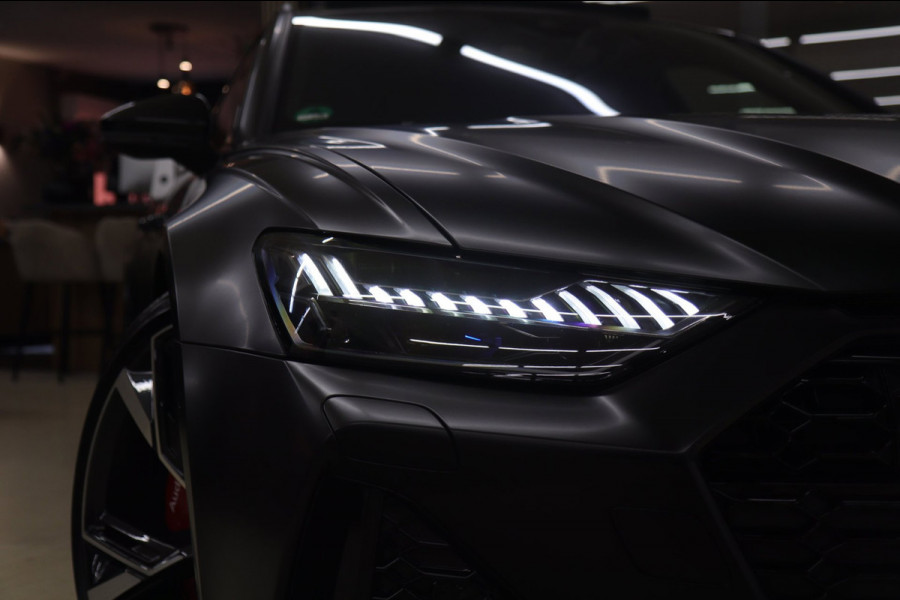 Audi RS6 Avant RS TFSI quattro Dynamic+ /CERAMIC/PANO/360/SOFTC/BOMVOL