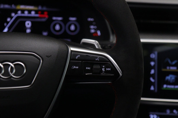 Audi RS6 Avant RS TFSI quattro Dynamic+ /CERAMIC/PANO/360/SOFTC/BOMVOL