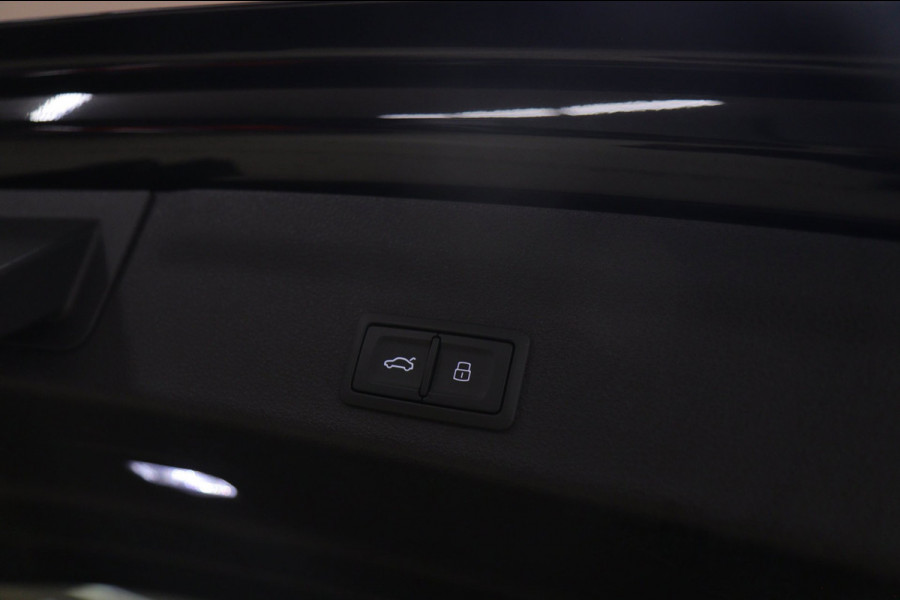 Audi RS6 Avant RS TFSI quattro Dynamic+ /CERAMIC/PANO/360/SOFTC/BOMVOL