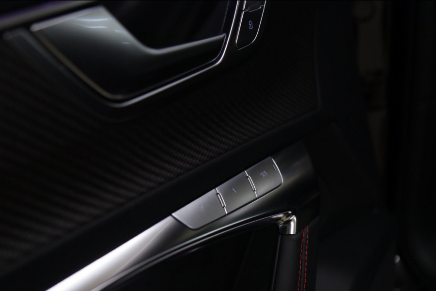 Audi RS6 Avant RS TFSI quattro Dynamic+ /CERAMIC/PANO/360/SOFTC/BOMVOL