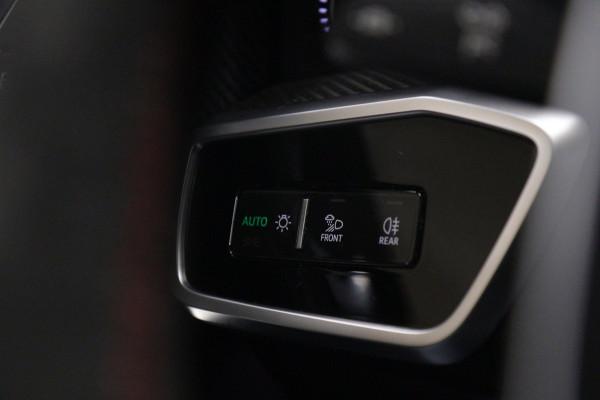 Audi RS6 Avant RS TFSI quattro Dynamic+ /CERAMIC/PANO/360/SOFTC/BOMVOL