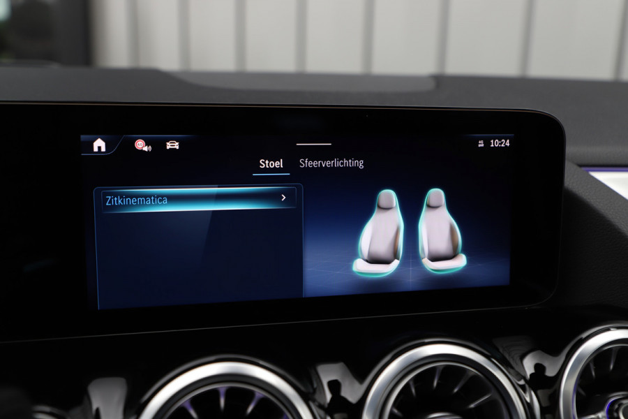 Mercedes-Benz GLA 250e AMG | 218PK | Head-up | Keyless-go | Burmester | Pano | Stuurwielverw. | Sfeerverlichting | Memory | Alpine grey | 2024.